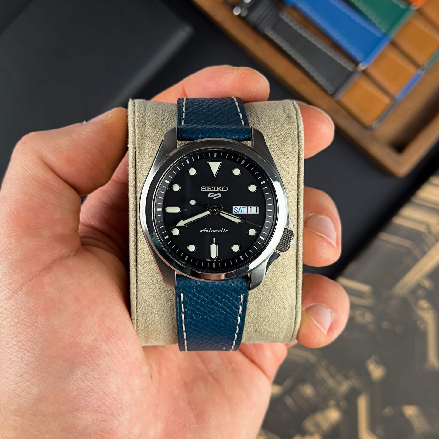 NAVY BLUE - GRAINED CALF LEATHER WATCH STRAP